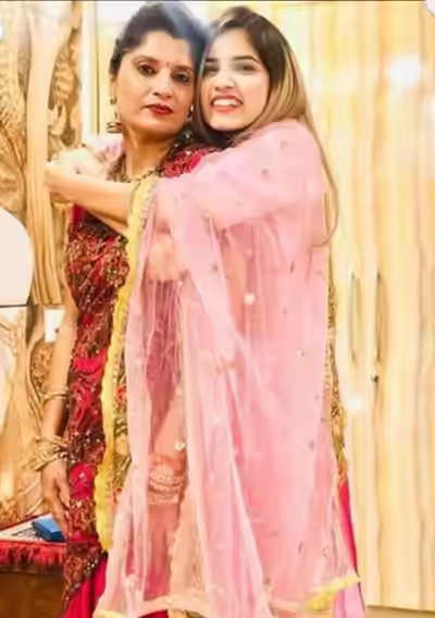Ashima Chaudhury, Miss Beautiful Delhi 2018 Winner Enjoying with BF