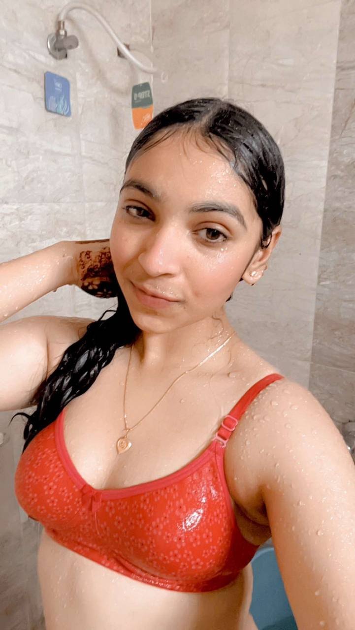 Bengali Slutty Boudi Naked MMS Leaked before Marriage and after Marriage