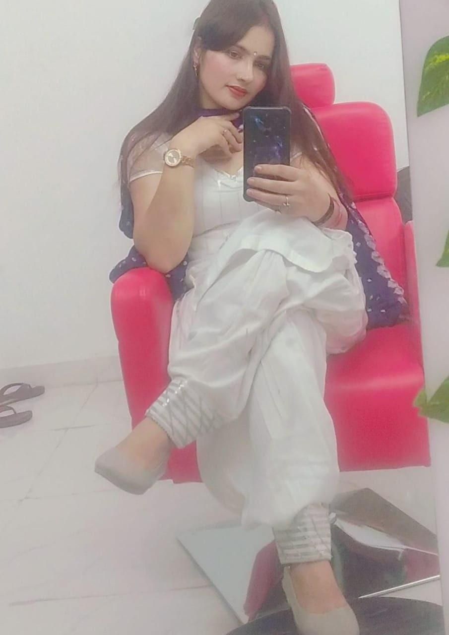 Mallu teen fucking clips link in bio for more