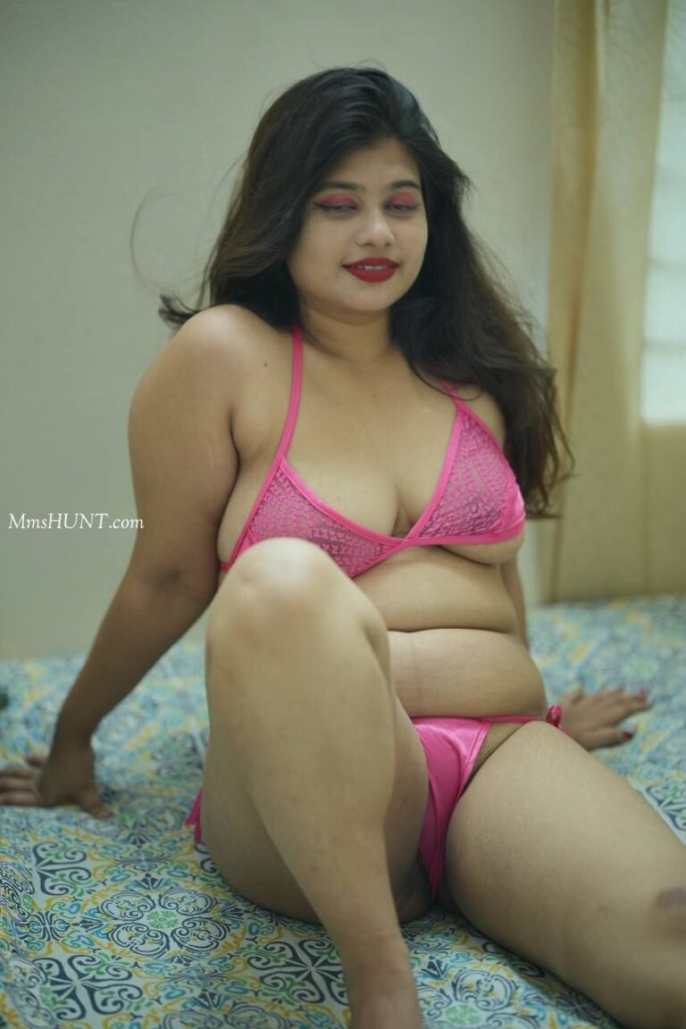 Bangladeshi Chubby Fat public Figure Rima Akter viral Hot Nude pink bikini photo and onlyfans leaked x videos some clips in hotel romance with clients giving blowjob and pussy hole licking video call