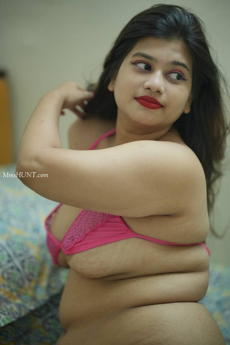 Bangladeshi Chubby Fat public Figure Rima Akter viral Hot Nude pink bikini photo and onlyfans leaked x videos some clips in hotel romance with clients giving blowjob and pussy hole licking video call