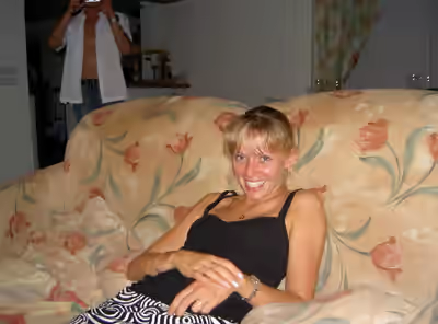 Fully Exposed: Wife or Girlfriend's Ass, Pussy, Tits