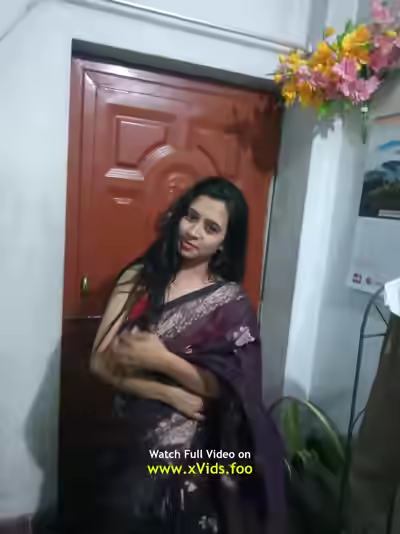 Sexy Sharee Bengali Wife