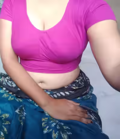 Viral Cute Bengali Saree Girl