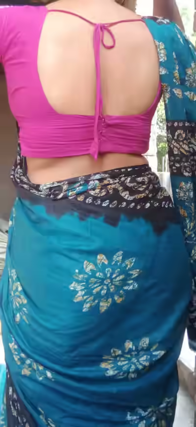 Viral Cute Bengali Saree Girl