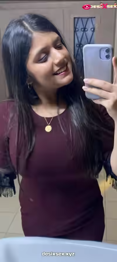 Beautiful Bigboob Indian GF Sex in Car