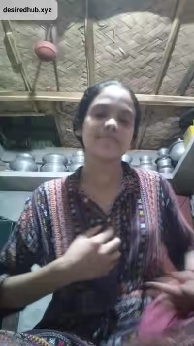 Bangladeshi Cute Girl Opens Up About Her Pussy