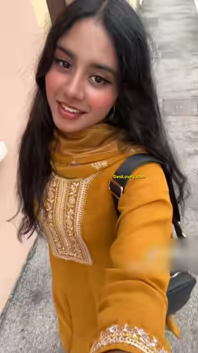 Desi Cute Girl Nude Pics Collection