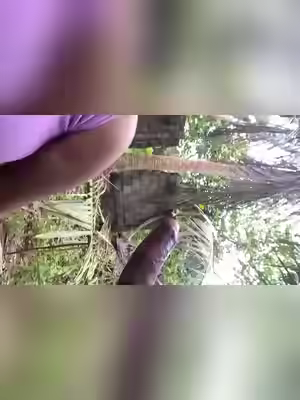 Sri Lankan Couple's Outdoor Blowjob