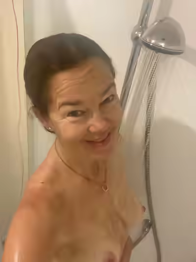 Sexy International Tits 2026