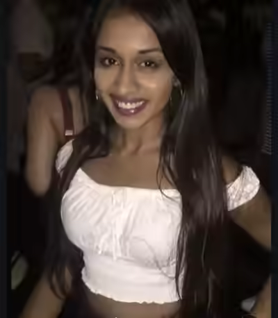 Hottest Tamil NRI Teen Cheater Shows Nudes