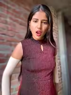 Desi Hot Girl Achieves Orgasm