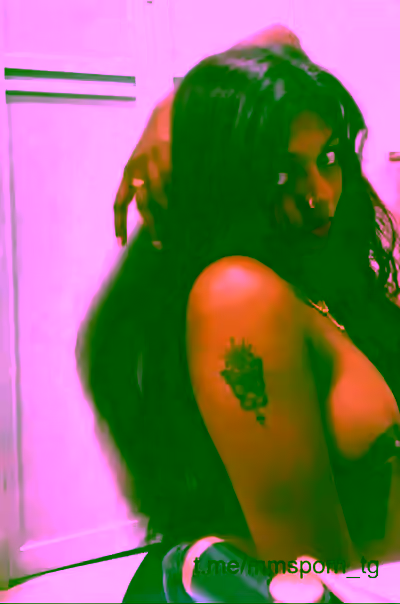 Chocolate Bitch Nude Model
