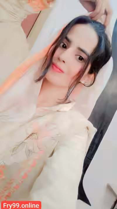Nude Show By A Beautiful Girl
