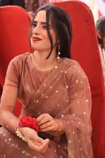 Nude Show By A Beautiful Girl