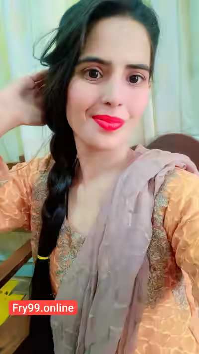 Nude Show By A Beautiful Girl