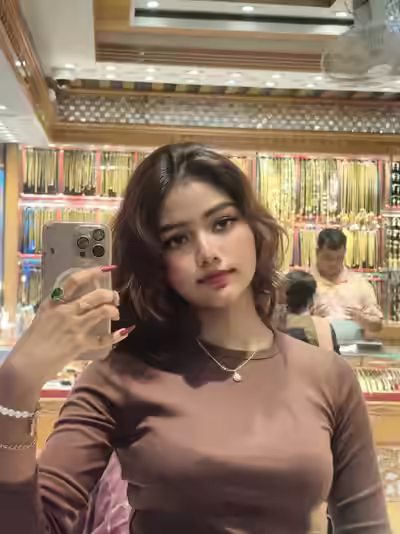 Desi Cute Beautiful Cuckold Model