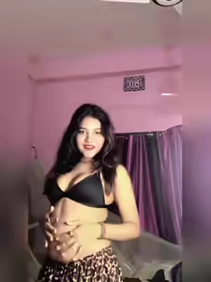 Desi Cute Beautiful Cuckold Model