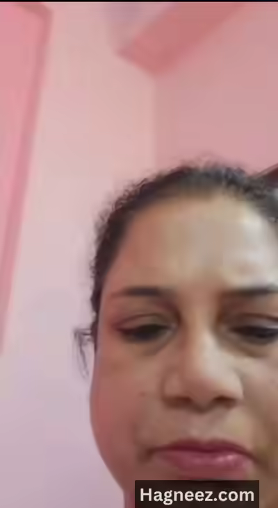 Bengali Aunty's First Time Online