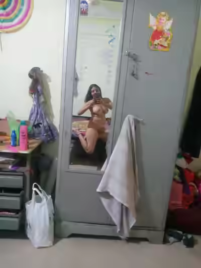 Pune International Virgin Girl Masturbating