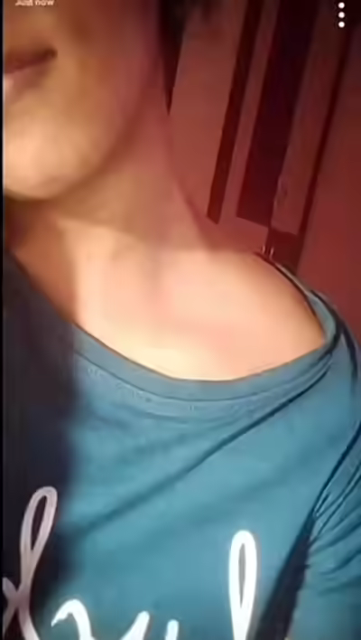 Malli girlfriend snap nude