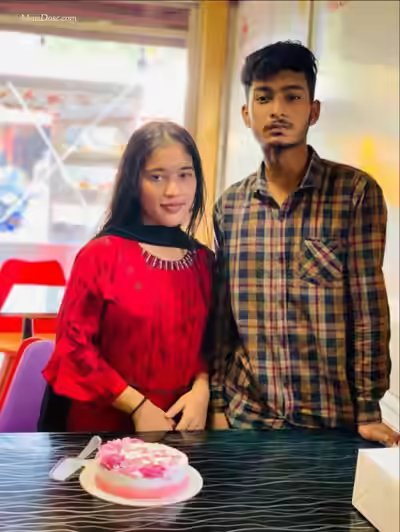 Viral Desi College Students' Photos and Videos