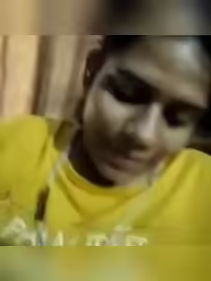 Desi Chubby Bhabhi Shows Off Her Big Melons
