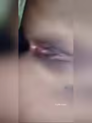 Desi Young Snapchat Girl Teasing Body