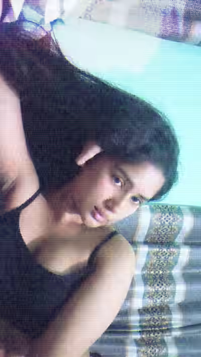 Bangladeshi Girl in Saree Selfie