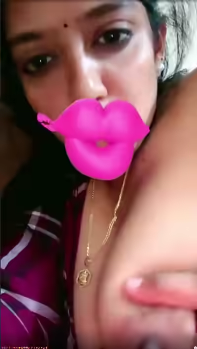 Desi Telugu Girl Anu Nipple Show