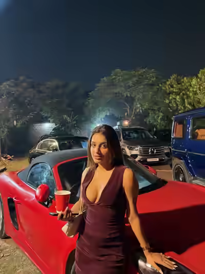 Sexy Desi Bhabhi Teasing