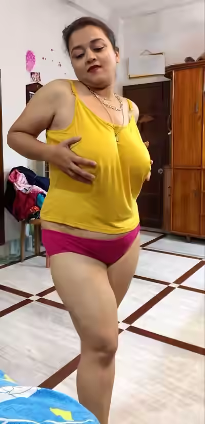 Slut Wife Flashes Ass