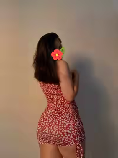 Busty Desi Girl Hot Pics 2026
