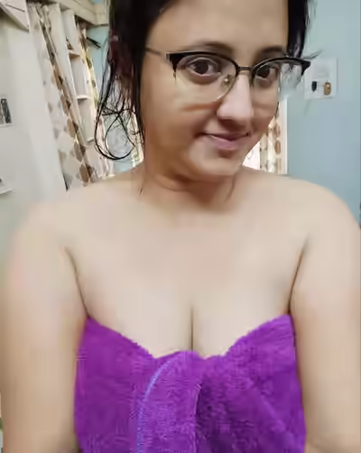 Horny International Girlfriend 2026