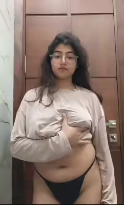 Beautiful Sexy Desi Babe Teasing