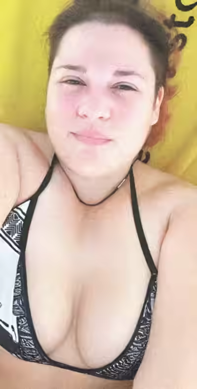 FullyExposed: Wife/Girlfriend Titillation