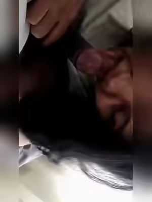 Tamil Sensual Housewife Deep Throat Blowjob & Cum Swallowing