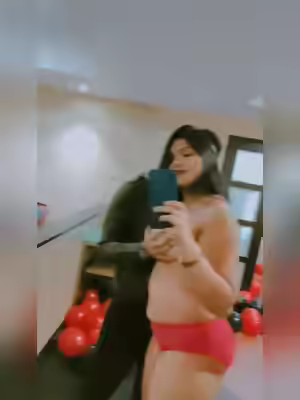 Honeymoon Couple 2026