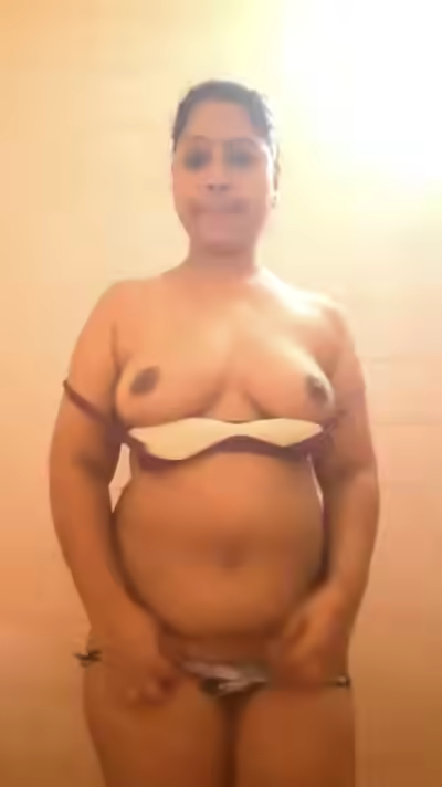 Nayana's Desi Milf Charm
