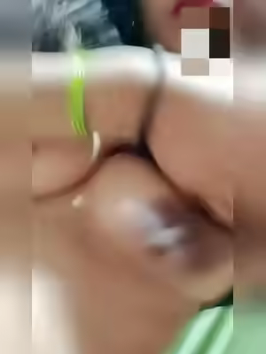 Beautiful Young Busty Mumbai Girl Showcasing Boobs Nipples & Pussy
