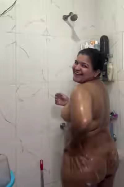Chubby Desi Bhabhi Bathing