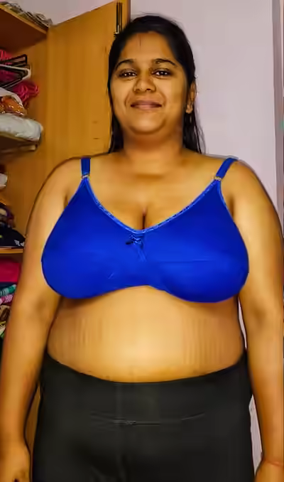 Desi Indian Tanker Pose Models 2026