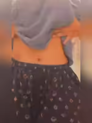 Cute Chubby Delhi Girl Reveals Boobs and Ass