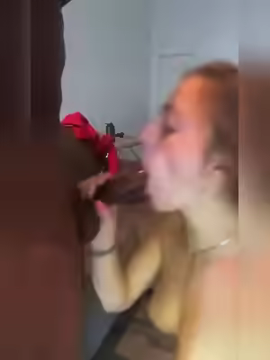 Fully Exposed Wife and Girlfriendinteinternatinal