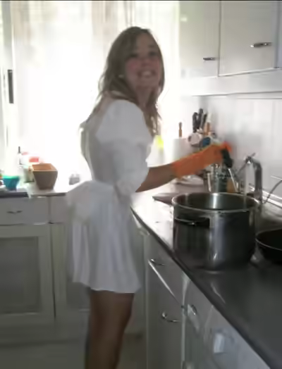Fully Exposed Wife或完全暴露的老婆