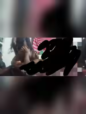 Horny Slim Mallu Girl Twerks Ass