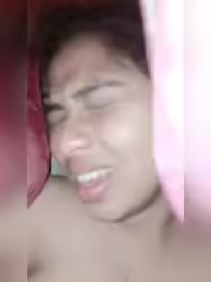Sexy Cheater Bhabi Moans During Fingering