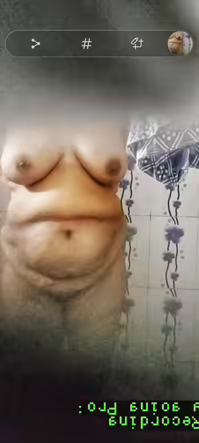 Bangladeshi Mom's Big Fatty Pussy