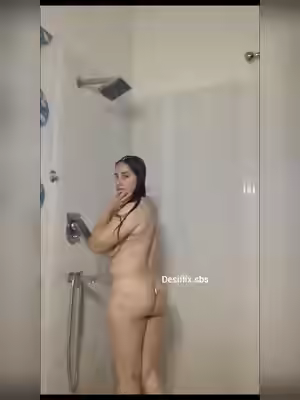 Desi Indian Milf in Dance, Bath, and Pillow Scenes (2026)