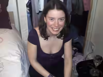 Fully Exposed Wife或全裸妻
